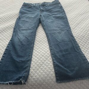 Madewell medium rise kick out jeans, Sz 29.